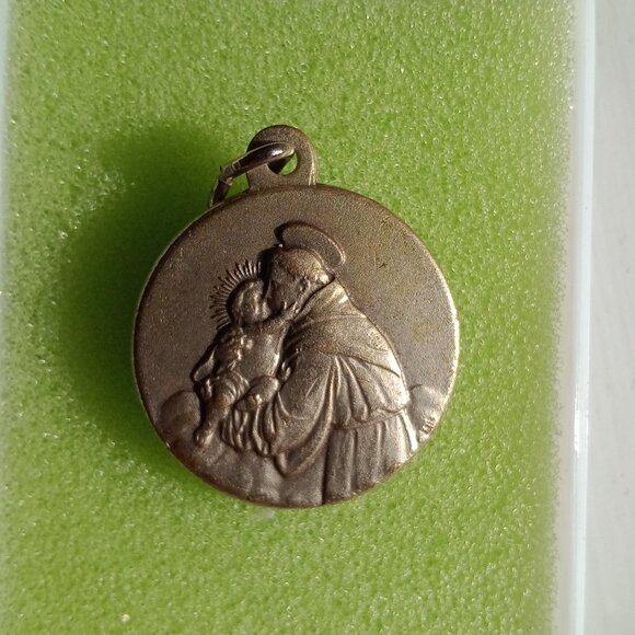St. Anthony Relic Medal - Picture 9 of 9